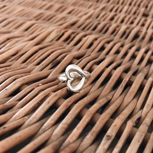 James Avery abounding heart ring Size 6, Retired